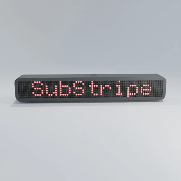 SubStripe Display frontal mit Schriftzug SubStripe